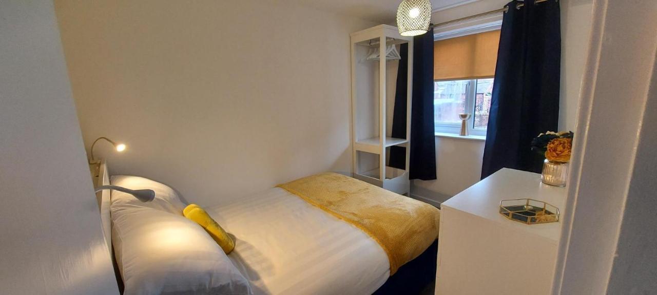 The Tackeroo Suite Hednesford Eksteriør billede