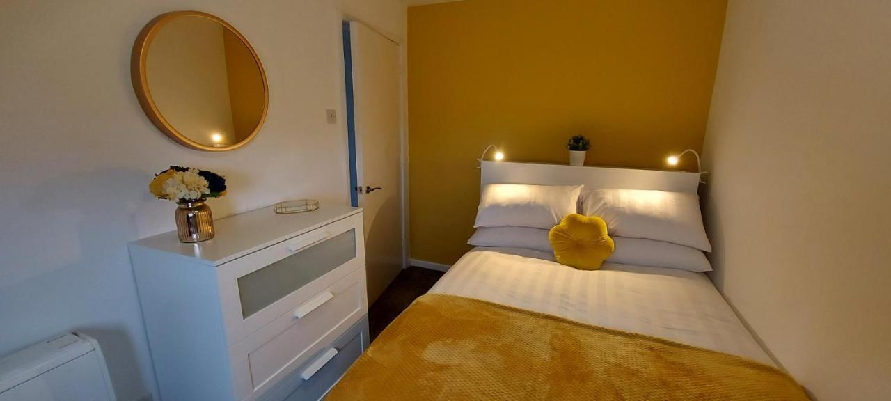 The Tackeroo Suite Hednesford Eksteriør billede